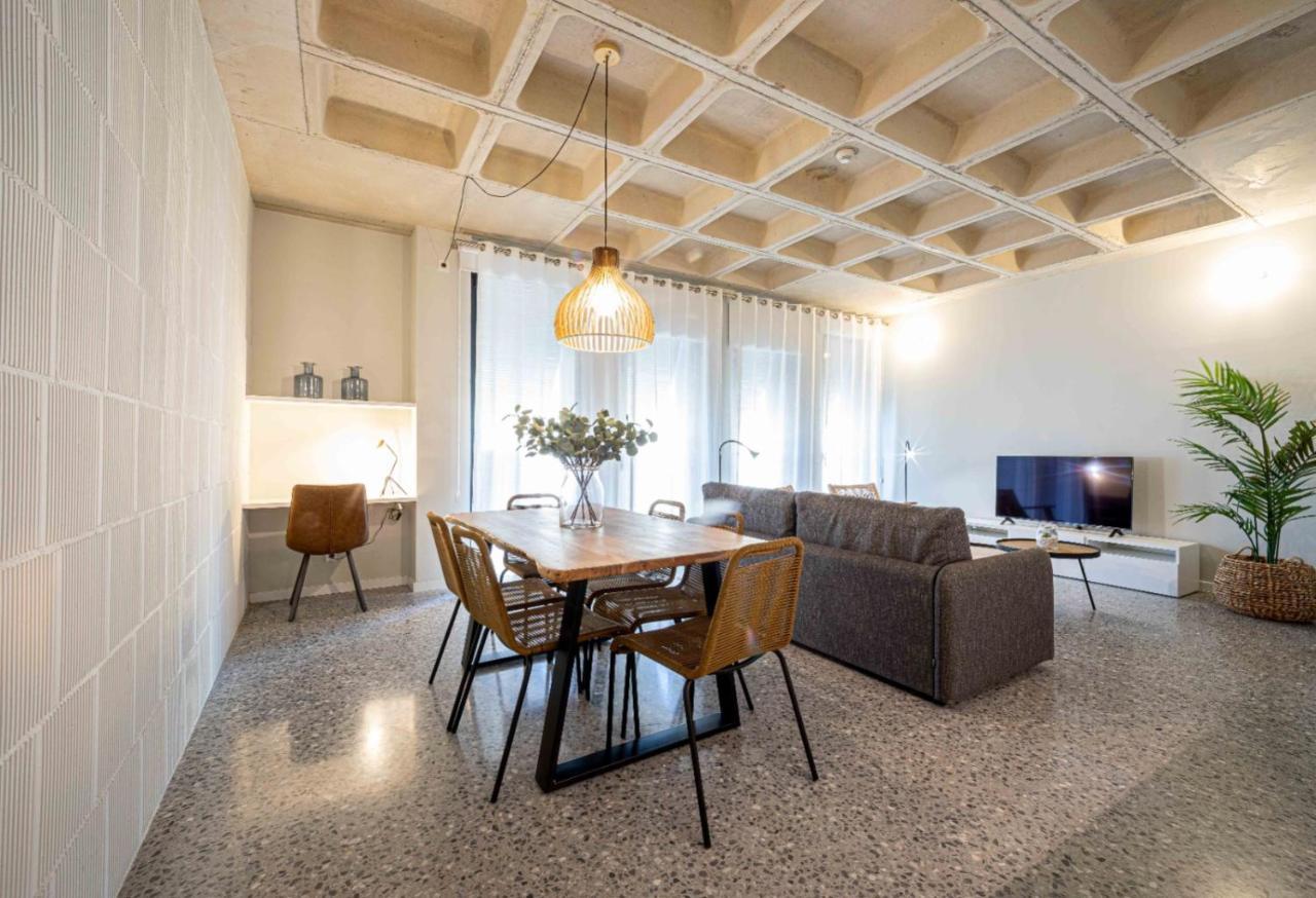Barcelona Touch Apartments - Rosich L'Hospitalet de Llobregat Eksteriør billede