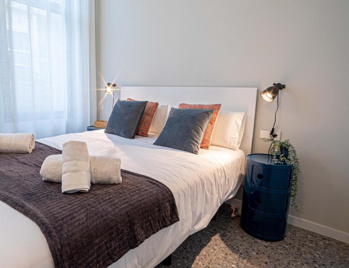 Barcelona Touch Apartments - Rosich L'Hospitalet de Llobregat Eksteriør billede