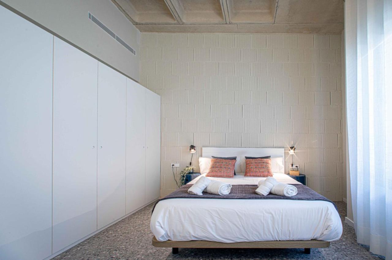 Barcelona Touch Apartments - Rosich L'Hospitalet de Llobregat Eksteriør billede