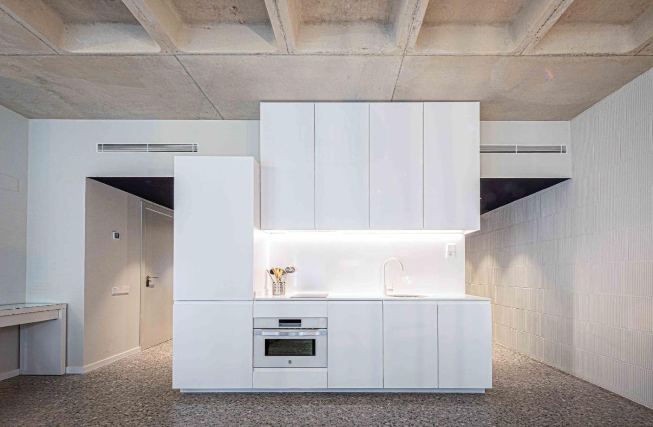 Barcelona Touch Apartments - Rosich L'Hospitalet de Llobregat Eksteriør billede