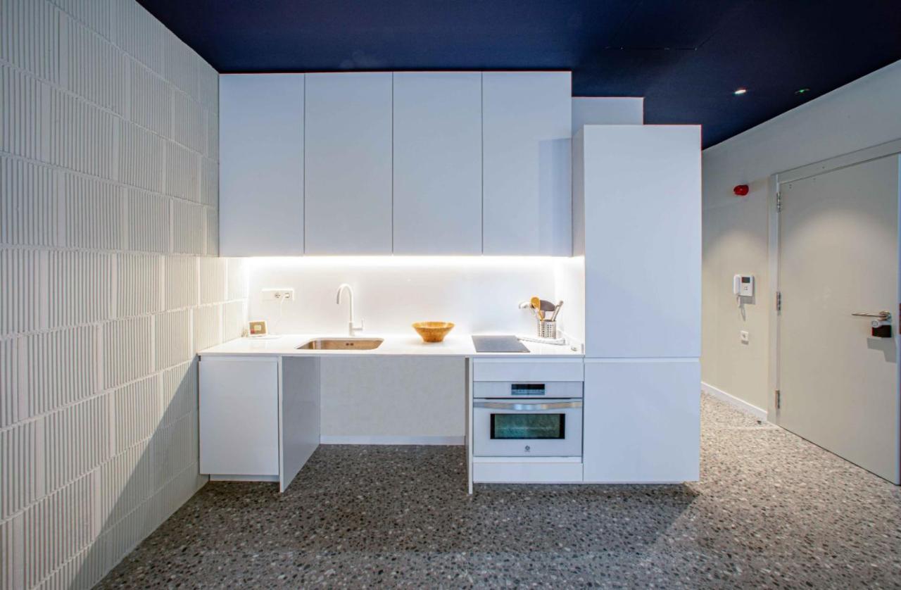 Barcelona Touch Apartments - Rosich L'Hospitalet de Llobregat Eksteriør billede