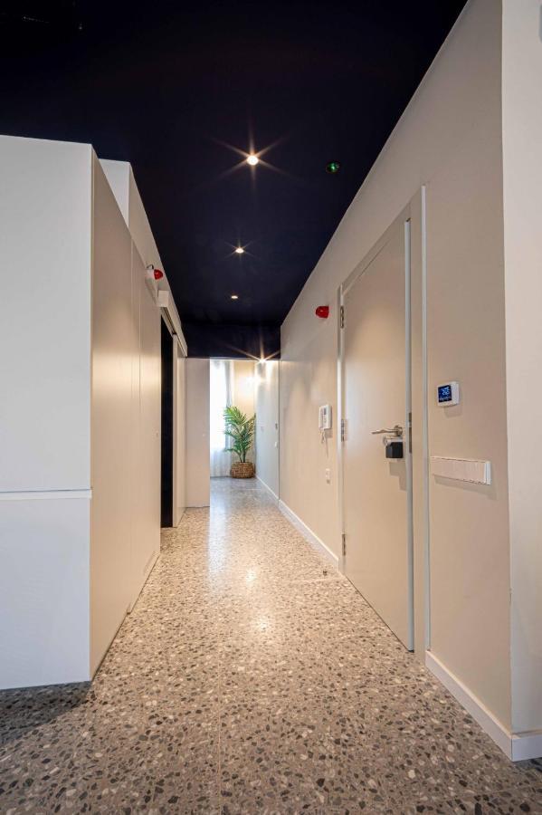 Barcelona Touch Apartments - Rosich L'Hospitalet de Llobregat Eksteriør billede